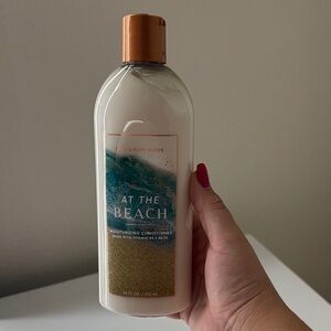 Bath & Body Works At The Beach Moisturizing Conditioner - Cream and Gold